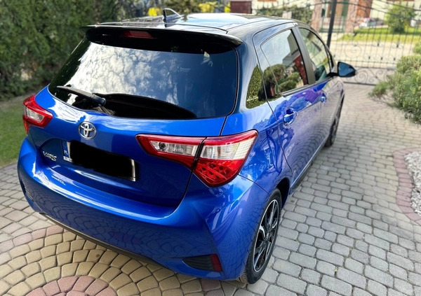 Toyota Yaris cena 58900 przebieg: 39000, rok produkcji 2018 z Sierpc małe 742